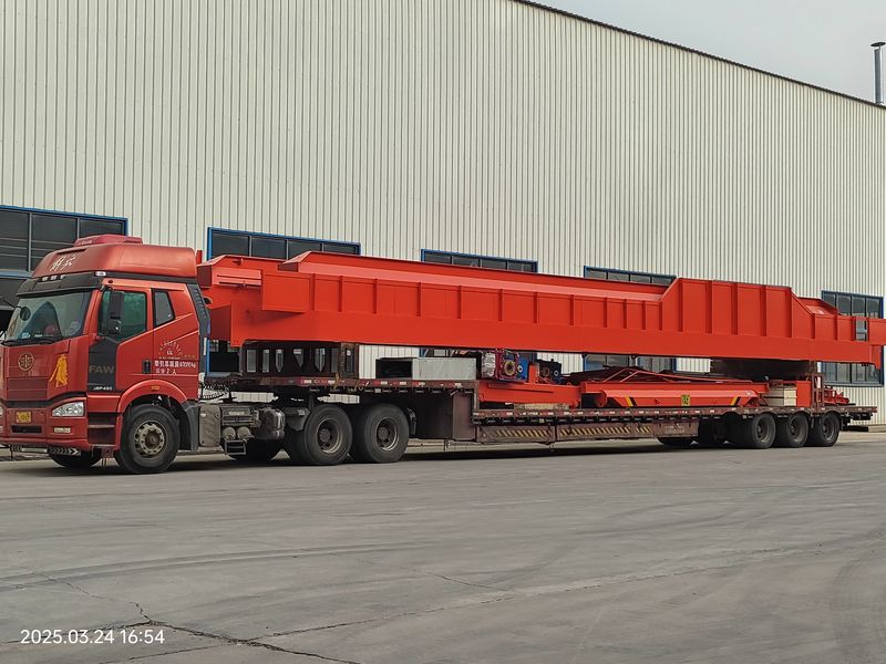 通用橋式起重機(jī) QDXX32/5t—19.5m 電動(dòng)單梁橋式起重機(jī) 2臺(tái) LD10t—16.5m 制作完成，發(fā)往河北石家莊交付客戶使用。